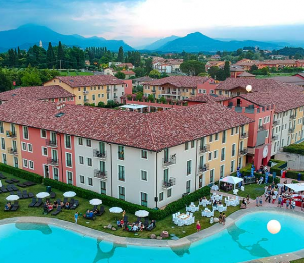 ELONE presso HOTEL PARCHI DEL GARDA